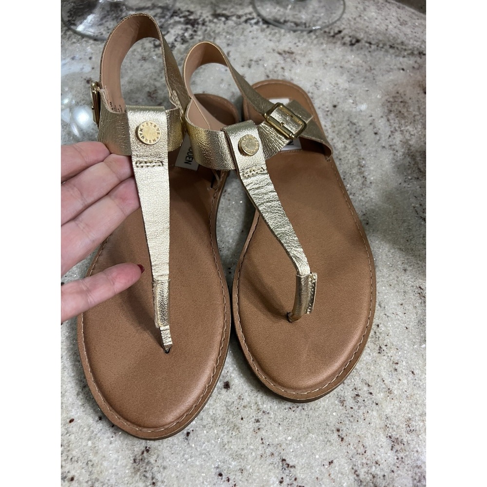 Steve Madden Skylar Gold Leather Flat Sandals Women 8.5 SKYL02S1
